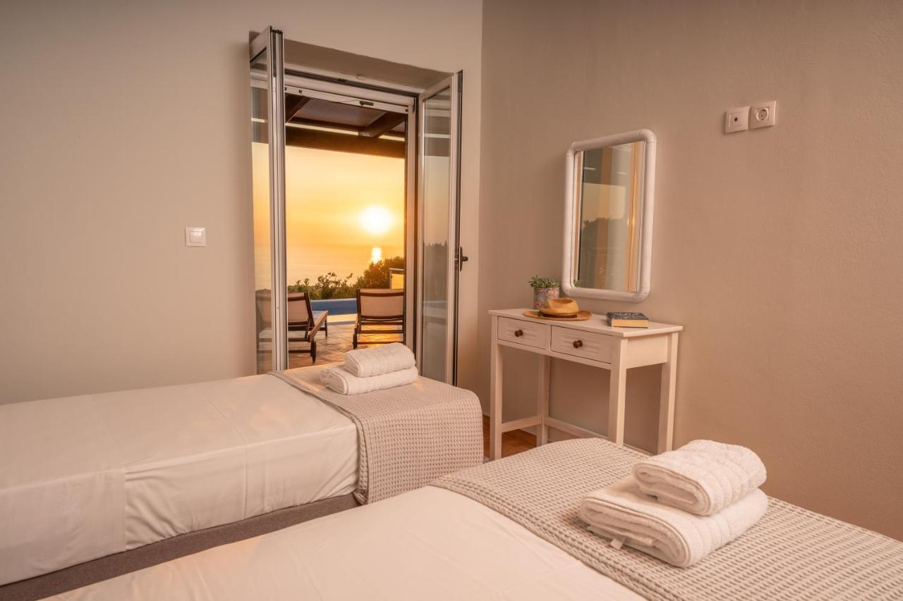Stone Villa Eriphyle ,Private Witn Sunset View Fiskardo Bagian luar foto
