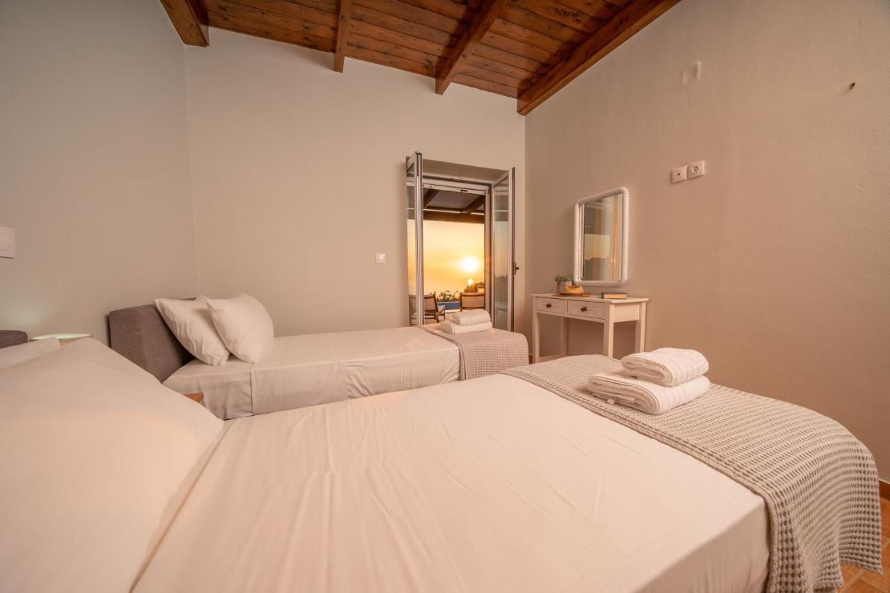 Stone Villa Eriphyle ,Private Witn Sunset View Fiskardo Bagian luar foto