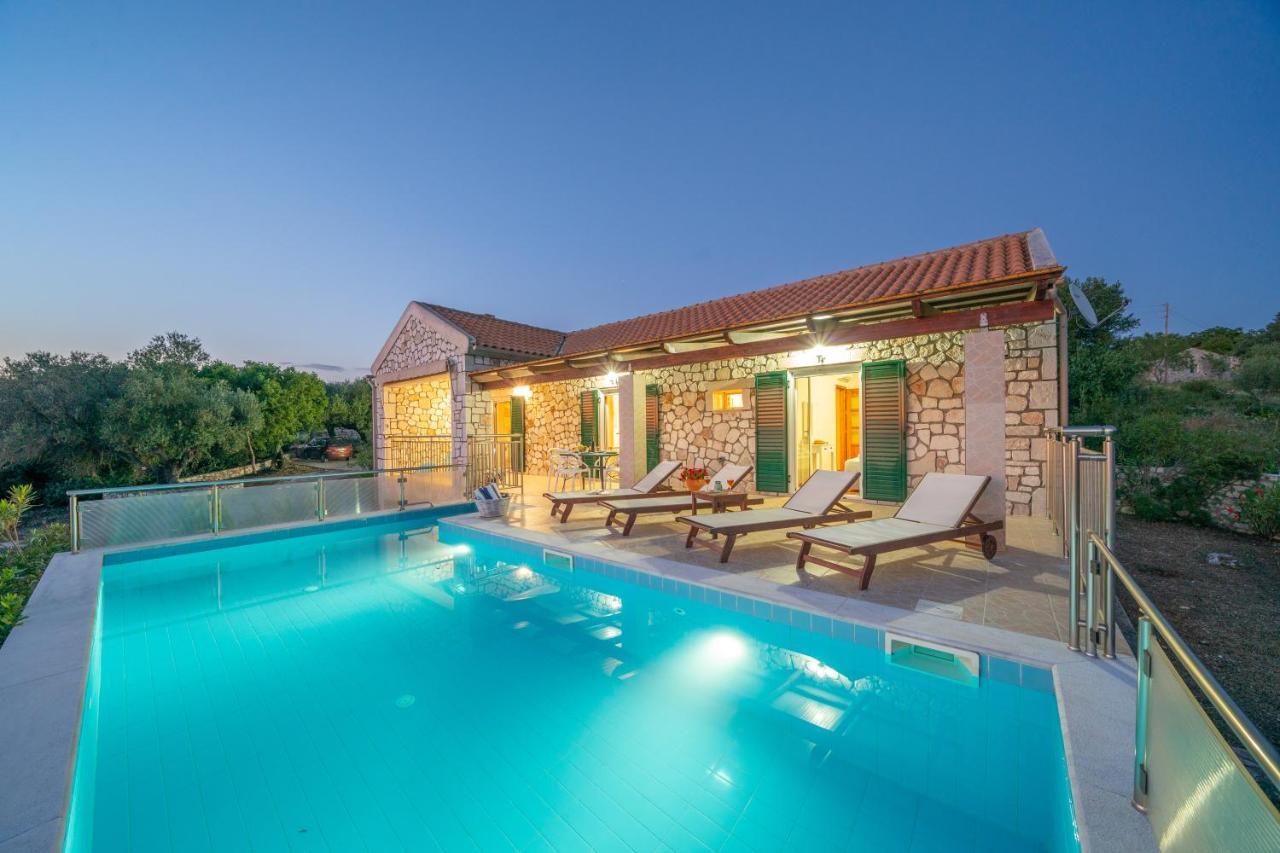 Stone Villa Eriphyle ,Private Witn Sunset View Fiskardo Bagian luar foto